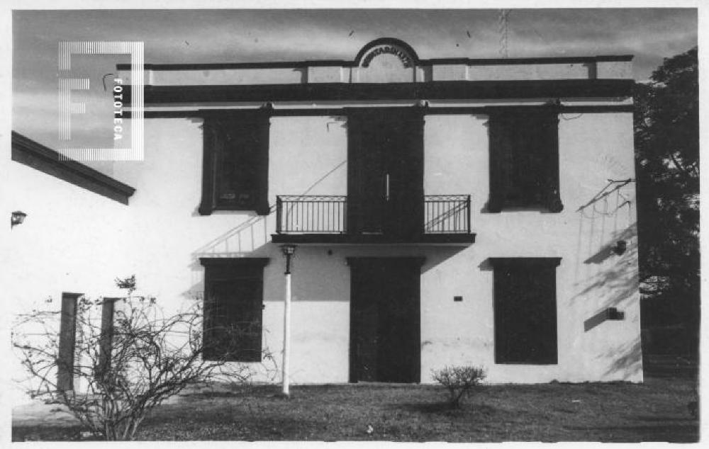foto antigüa de la casona del camping